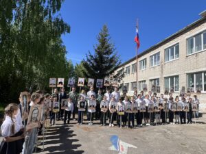 Торжественная линейка в Чекалинском филиале